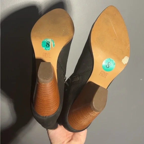 Frye Reina Ankle Boot Womens Size 8 - Picture 6 of 6